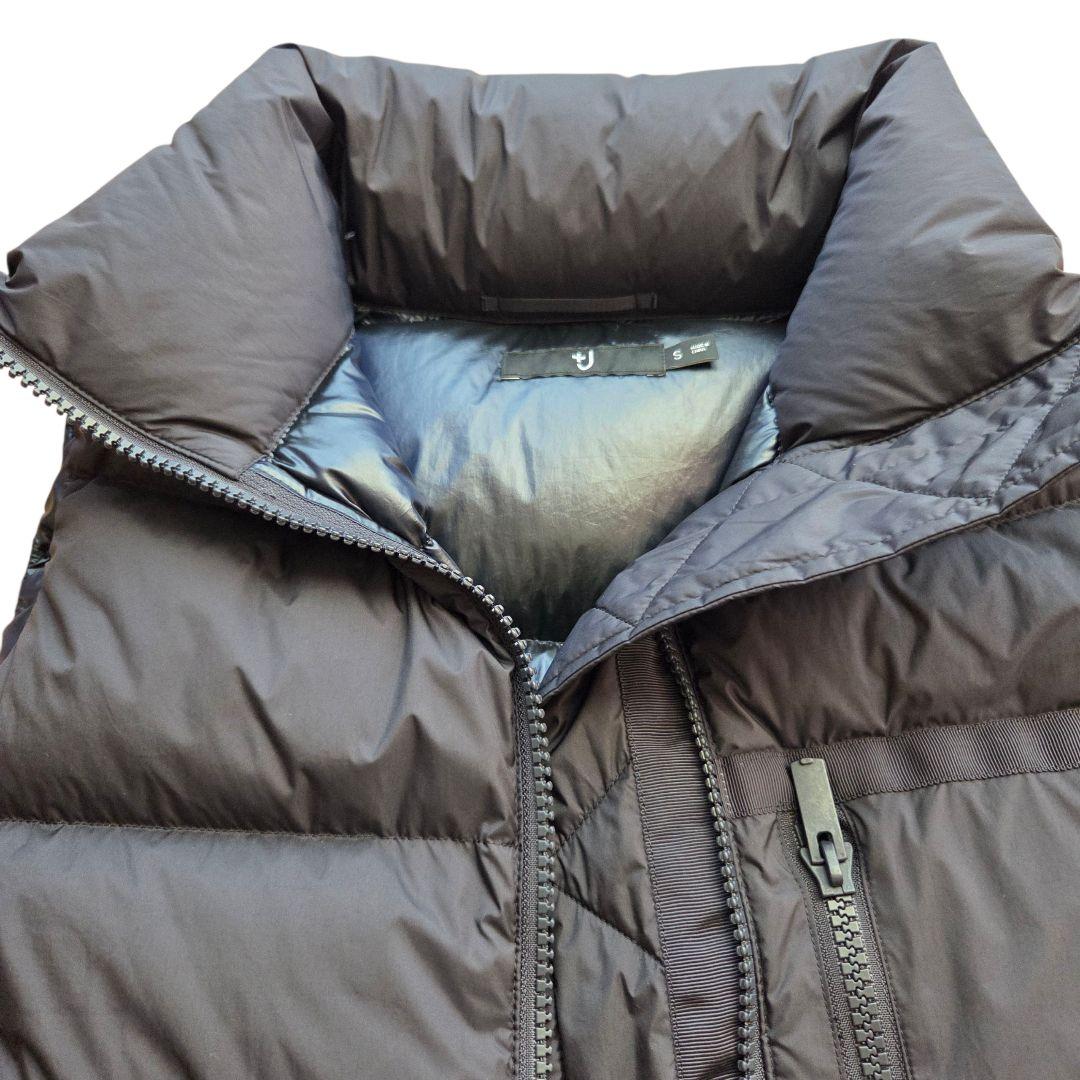 【新品タグ付き】ユニクロ　+J 　ダウンボリュームベスト　Ｓ　ネイビー