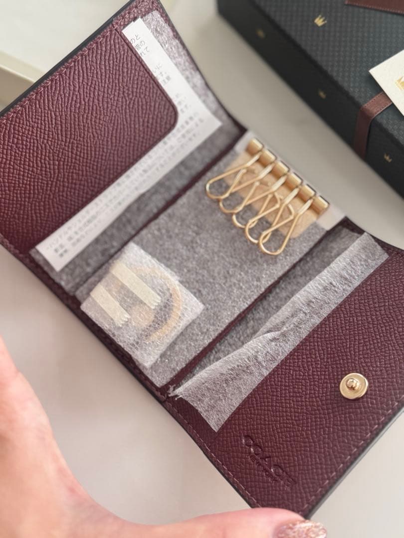 COACH ベージュキーケース ギフトボックス付き 最終値下げ