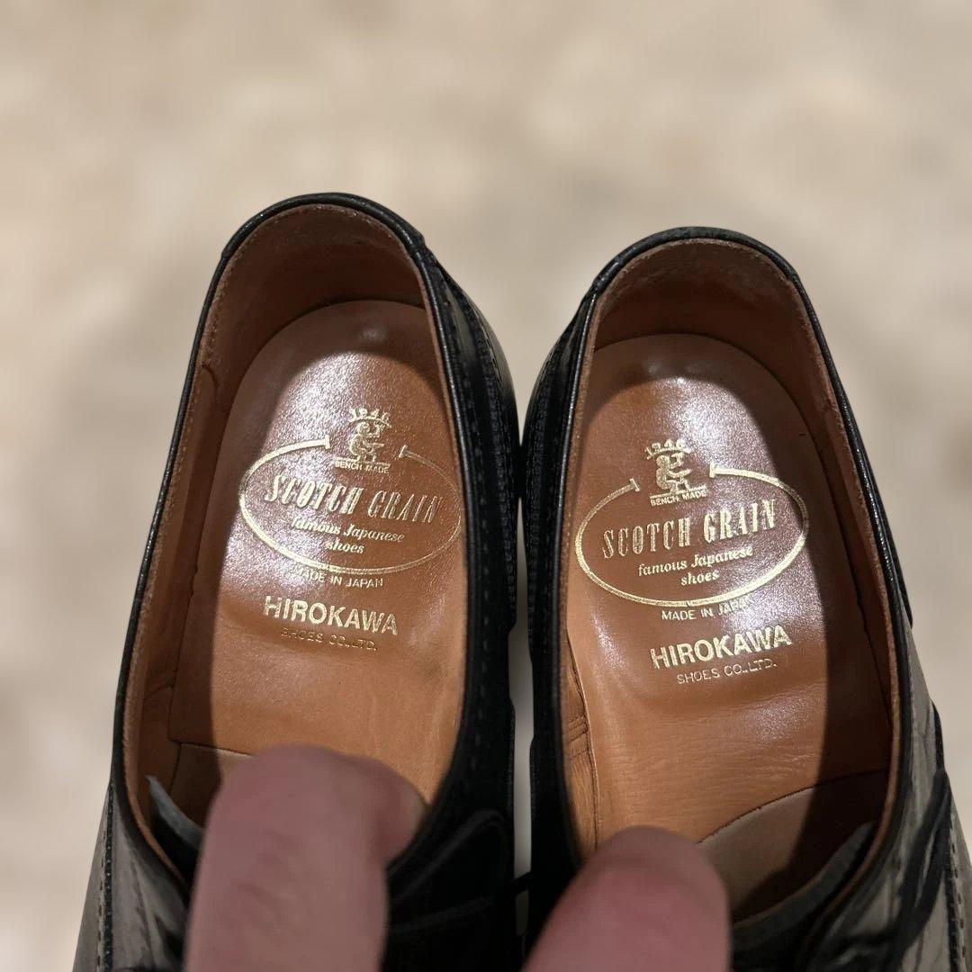 ブラックレザー ストレートチップシューズ