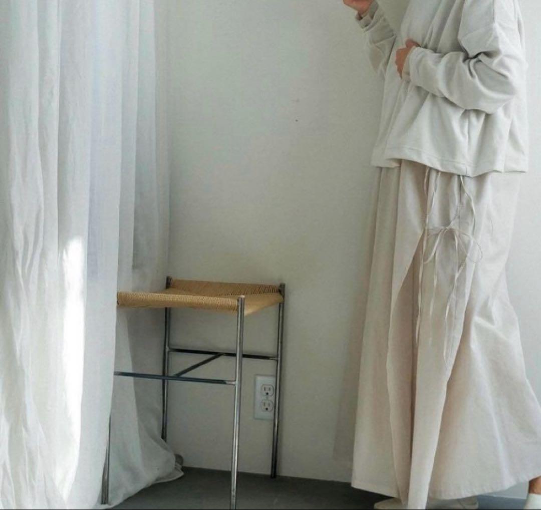 Shishi05 　nui mond ベロアプルオーバー　エクリュ