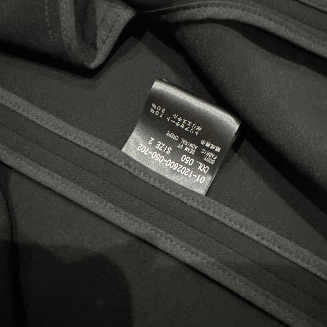 Theory ブラック ノースリーブ ベスト