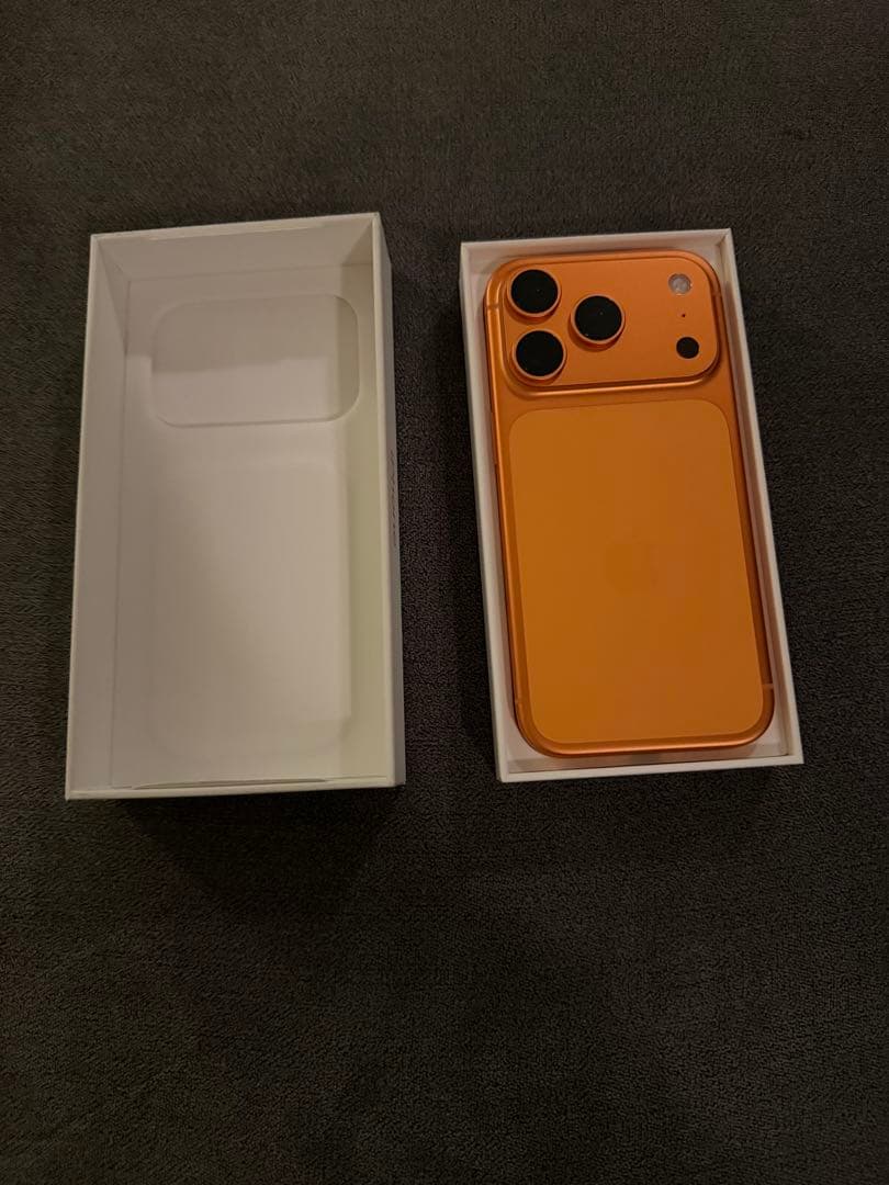 s*y様 Apple iPhone 17pro 本体