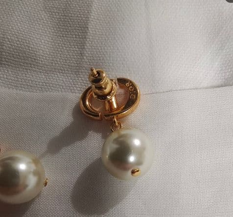 Dior パール スタッド ピアス ゴールド