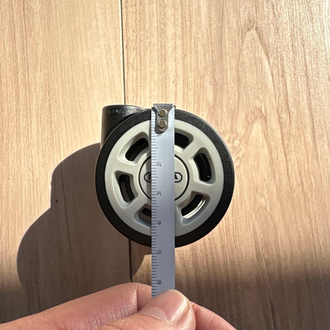 【未使用品】RIMOWA リモワ　4輪　マルチホイール　キャスター