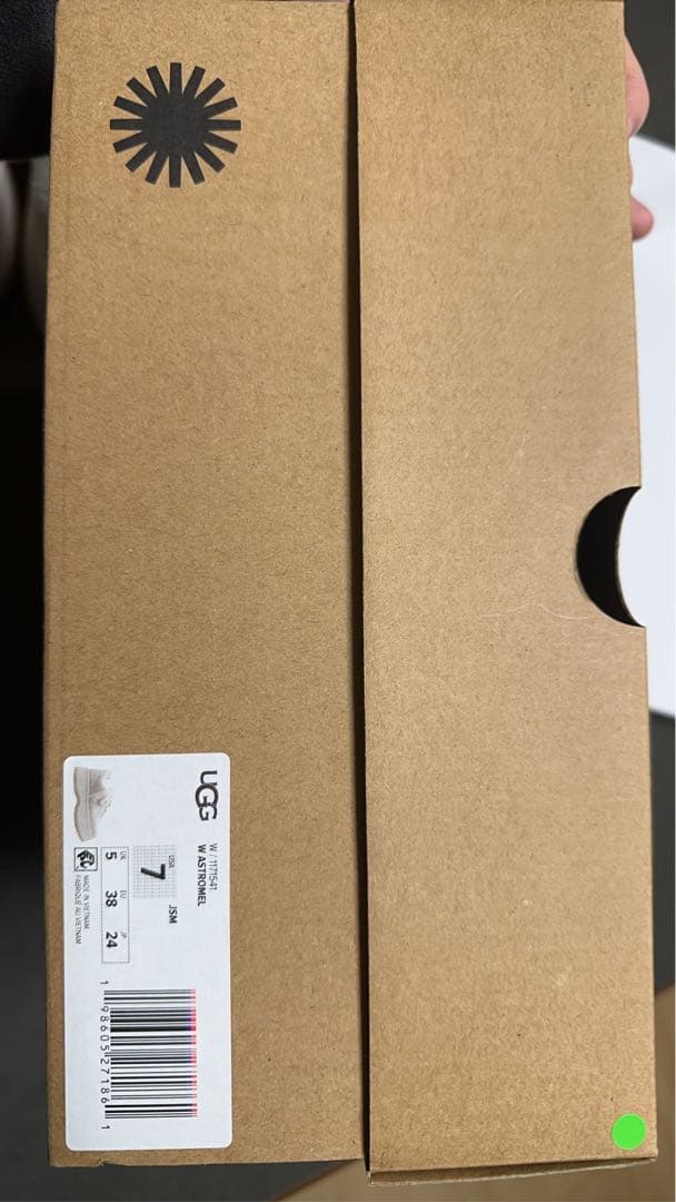 UGG Astromel(アストロメル)厚底スニーカー