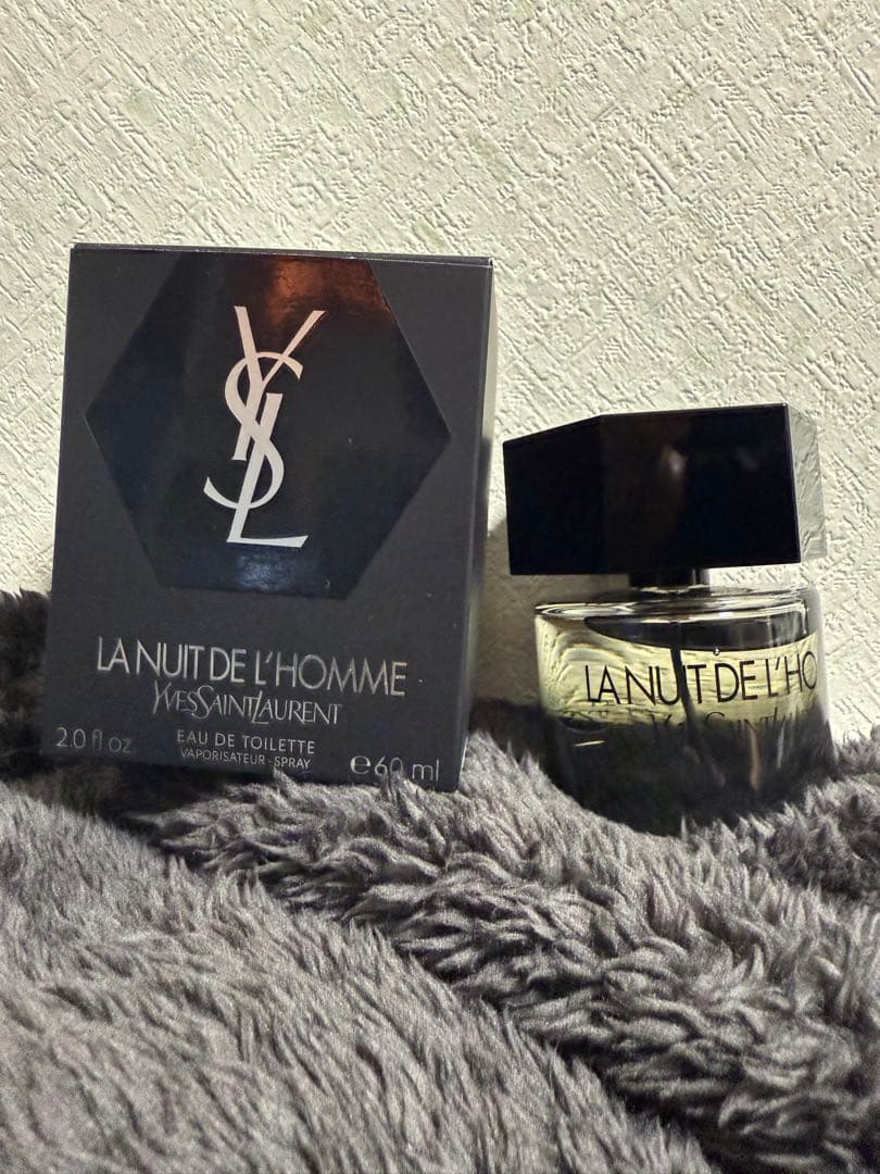 Yves Saint Laurent ラニュイドロム
