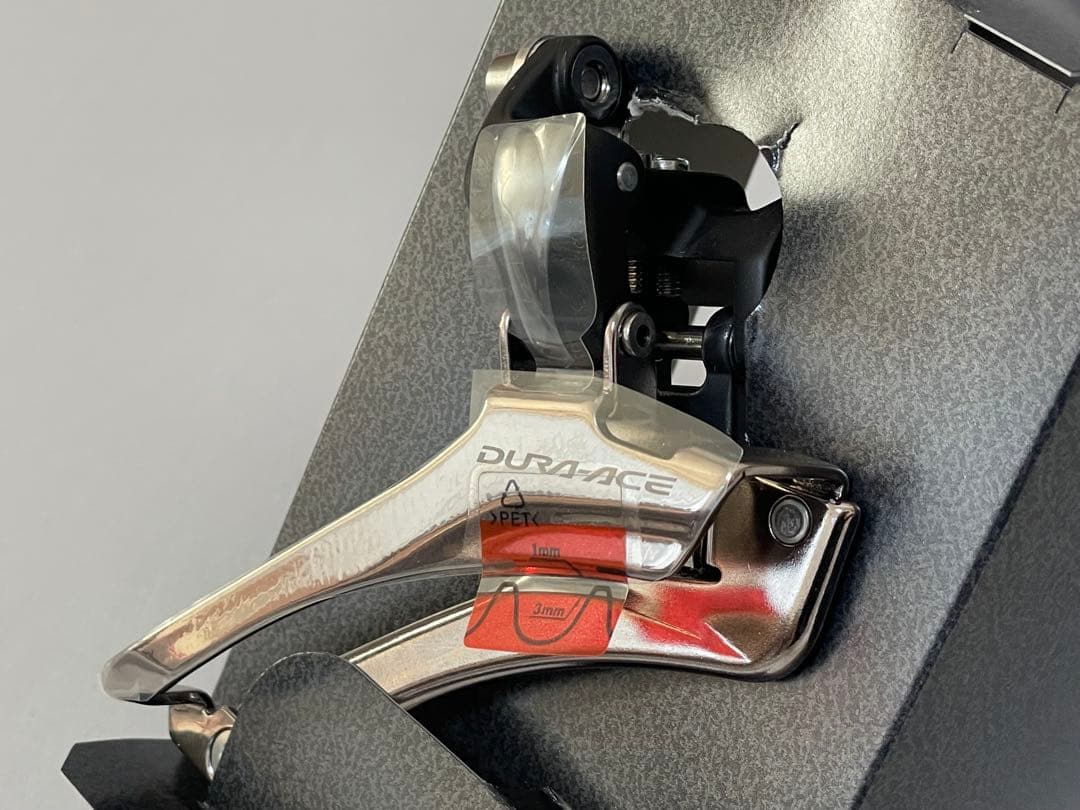 シマノDURA－ACEフロントディレイラー「FD－7900－B」新品