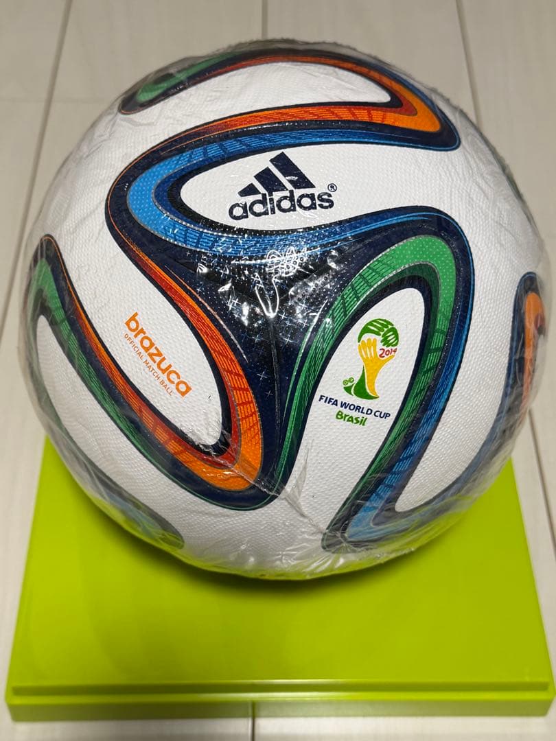 2014 ブラジル W杯　ブラズーカ　5号　サッカーボール　未使用品