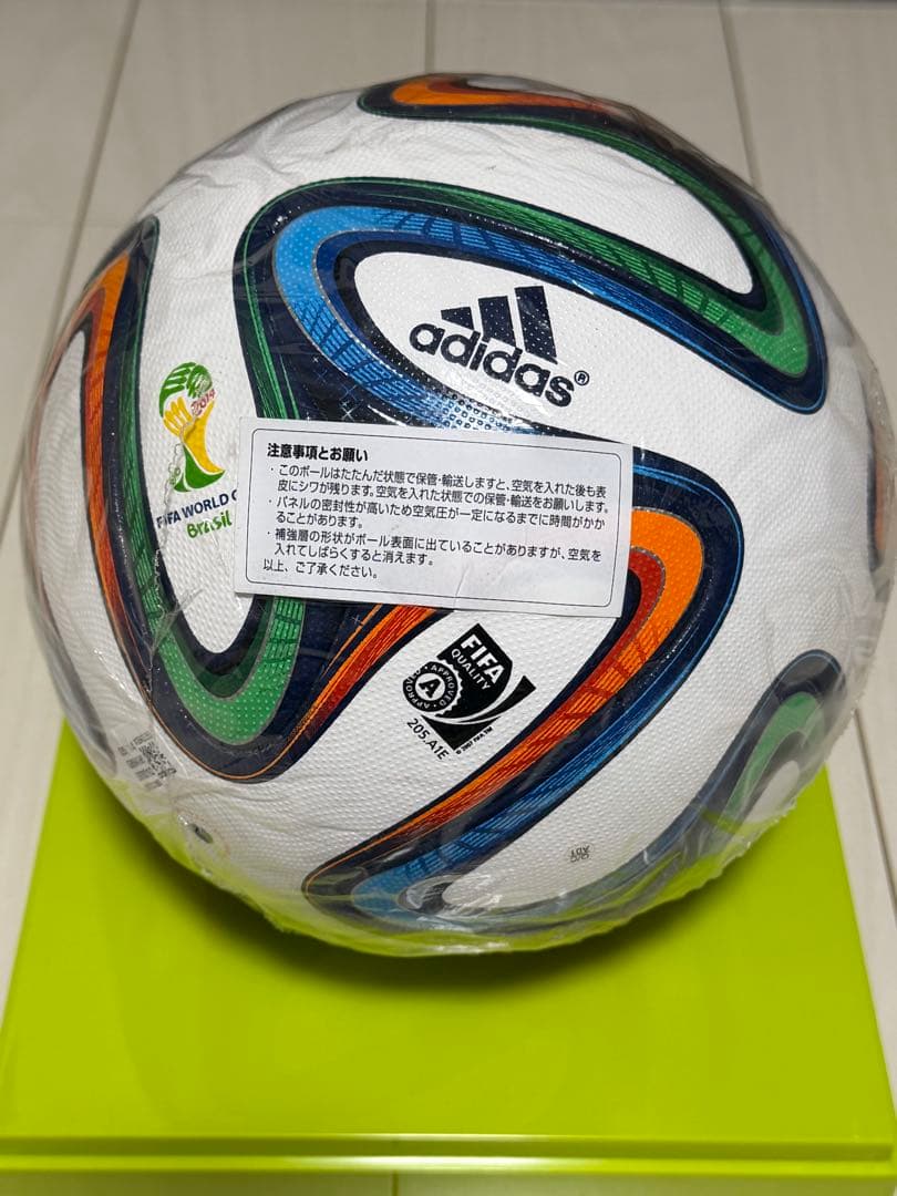 2014 ブラジル W杯　ブラズーカ　5号　サッカーボール　未使用品