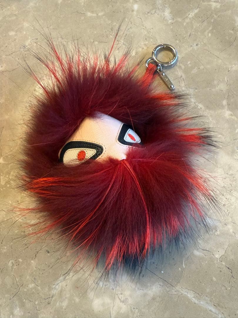 【美品】FENDI モンスター　ファー　チャーム　ブラック　レッド