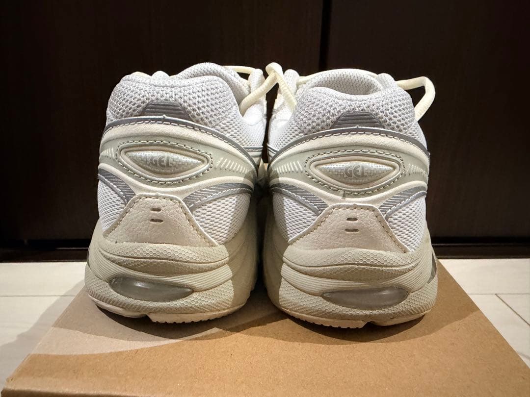 ASICS GT-2160 (ホワイト/クリーム)