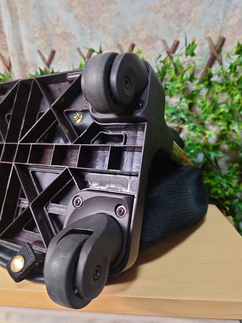 ふ*め様 美品♡旅行やお買い物に活躍❣️カナナプロジェクト　キャリー　ブラック×