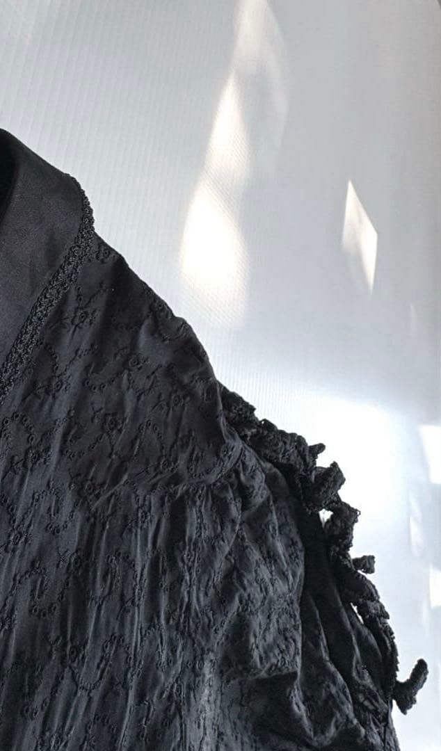 カネコイサオKANEKO ISAO コットンレース刺繍　ワンピース黒　小悪魔