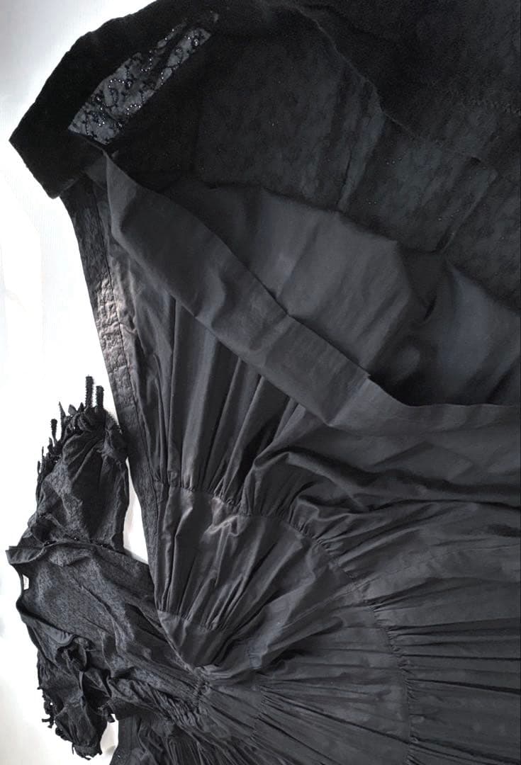 カネコイサオKANEKO ISAO コットンレース刺繍　ワンピース黒　小悪魔