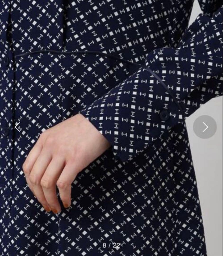 UNTITLED 【細見えが叶う】チェーン柄 プリントワンピース