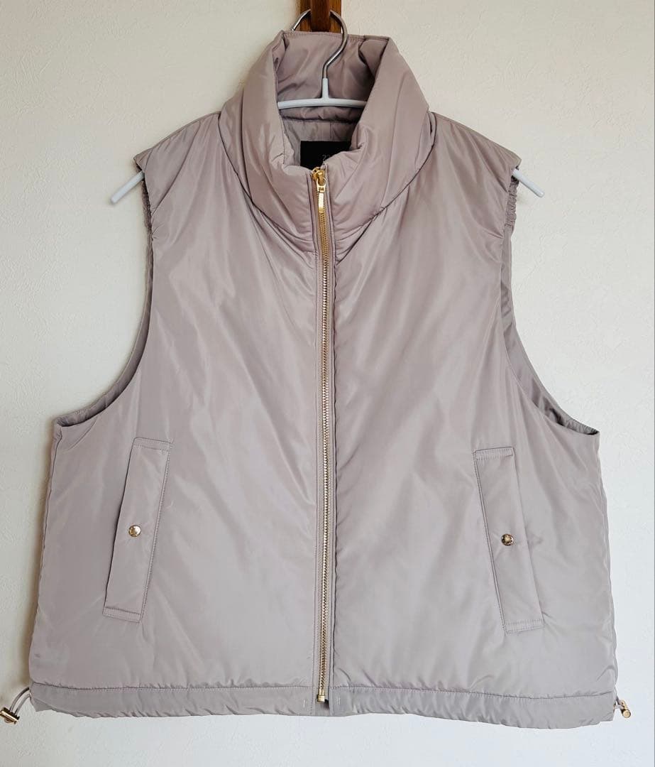 【美品】2024AW 23区 中綿 ショートパディング ベスト 38 ベージュ