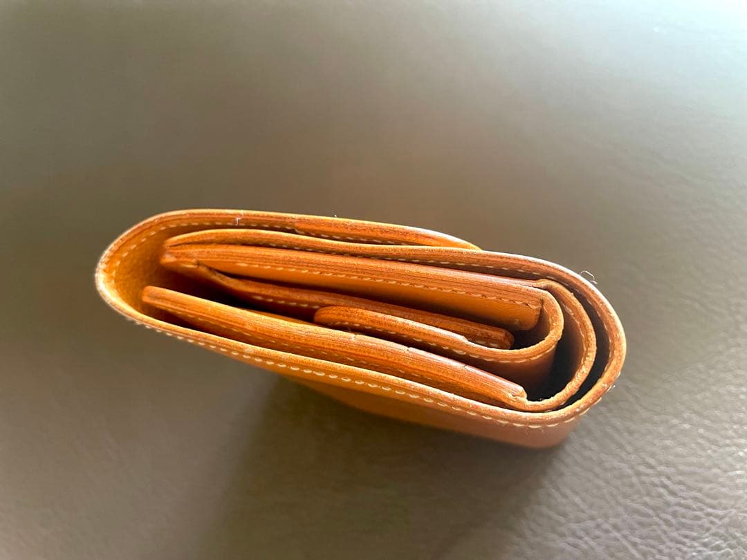 ラストクロップス折り財布（カスケード）