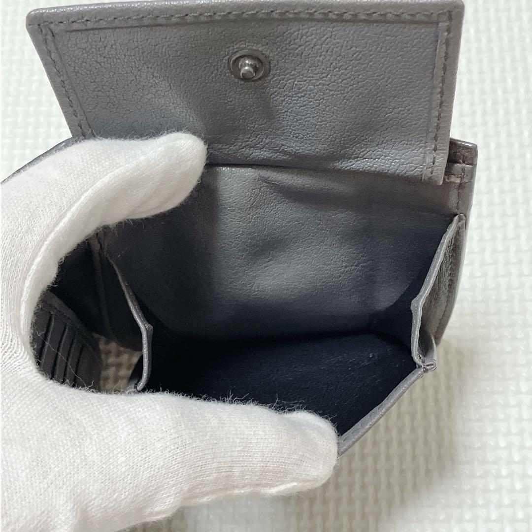 未使用BOTTEGA VENETA ボッテガヴェネタ レザー二つ折り財布　グレー