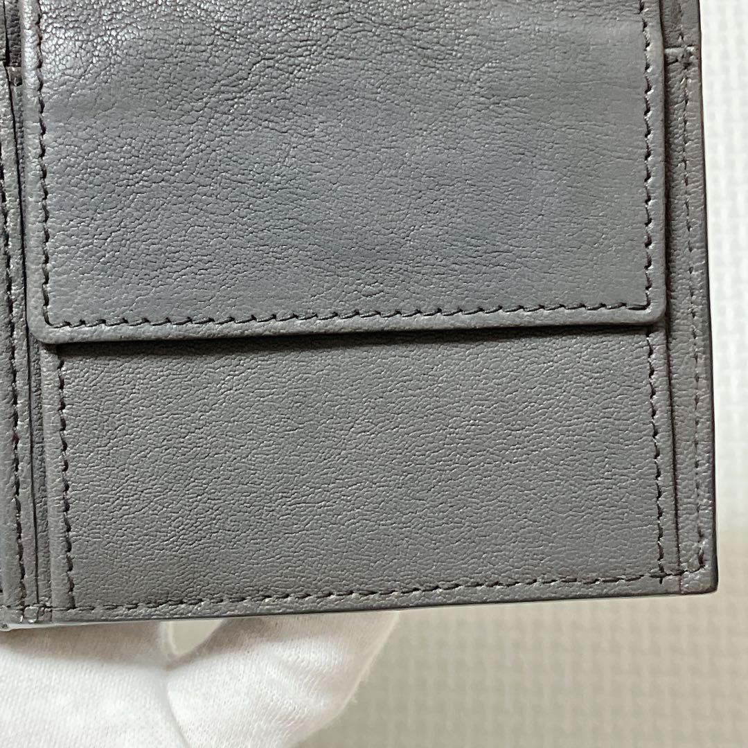 未使用BOTTEGA VENETA ボッテガヴェネタ レザー二つ折り財布　グレー