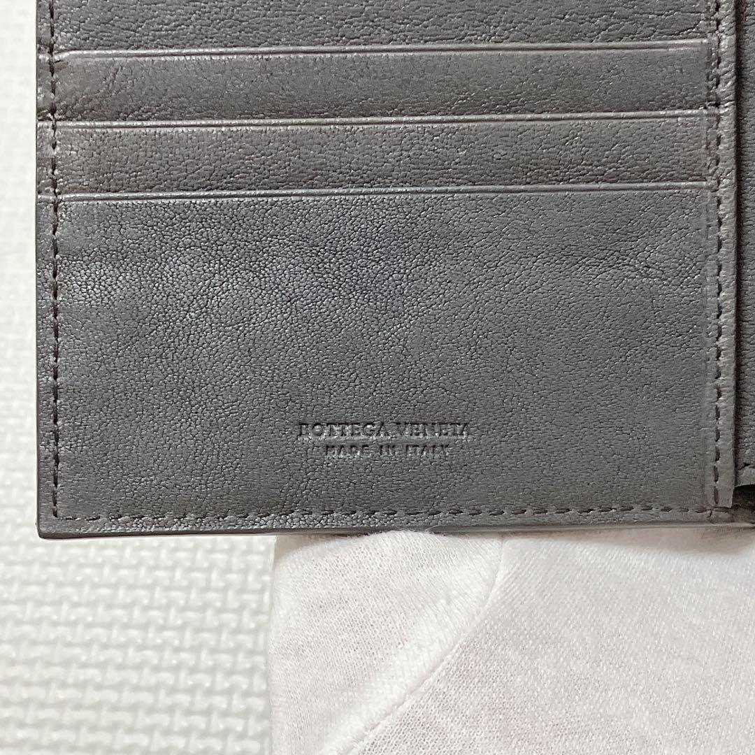 未使用BOTTEGA VENETA ボッテガヴェネタ レザー二つ折り財布　グレー