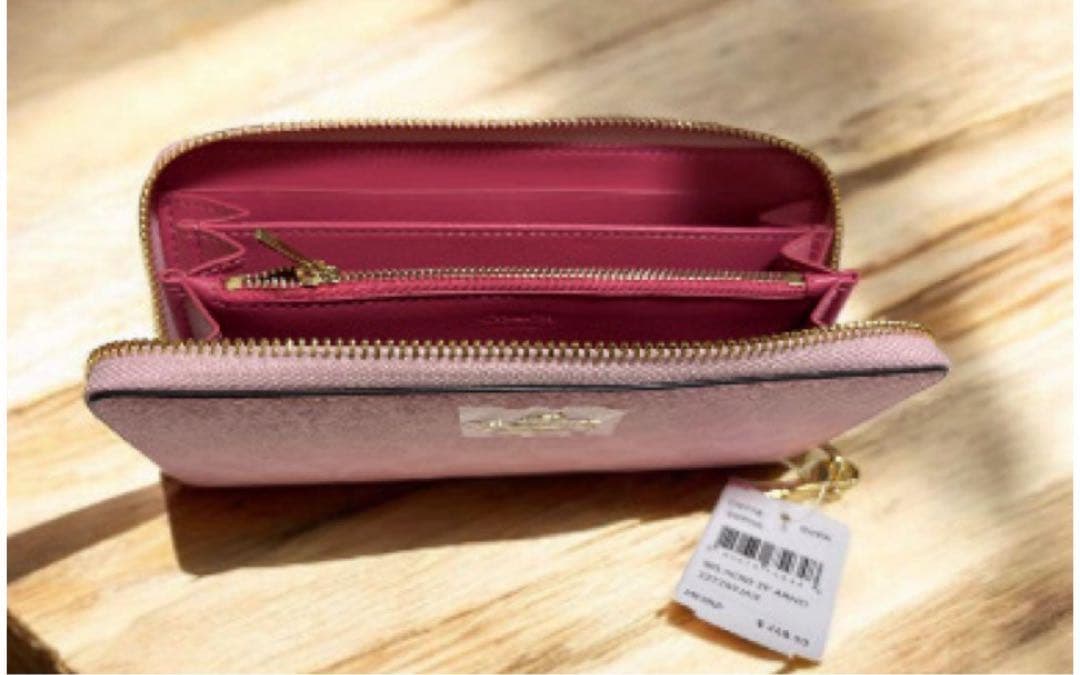 COACH ピンク 長財布【新品】