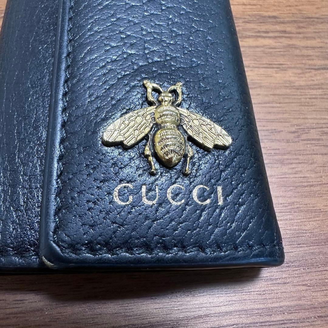 GUCCI ブラックレザーキーケース 蜂モチーフ アニマリエ