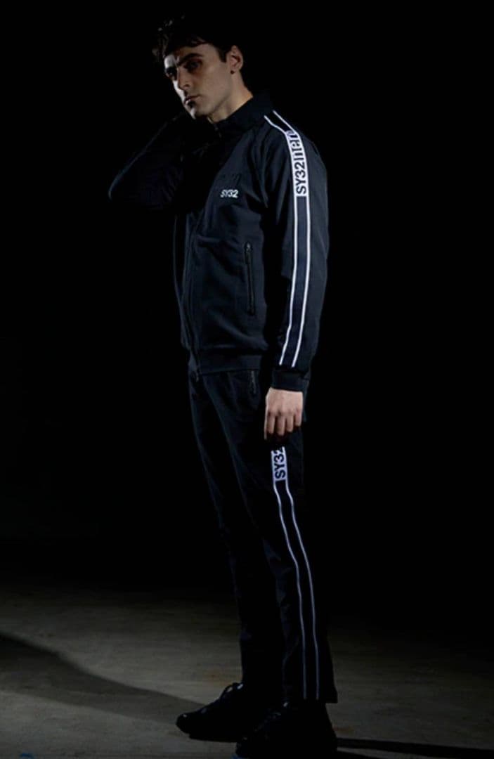 SY32 セットアップ 黒　XL　NERO　キャップ付