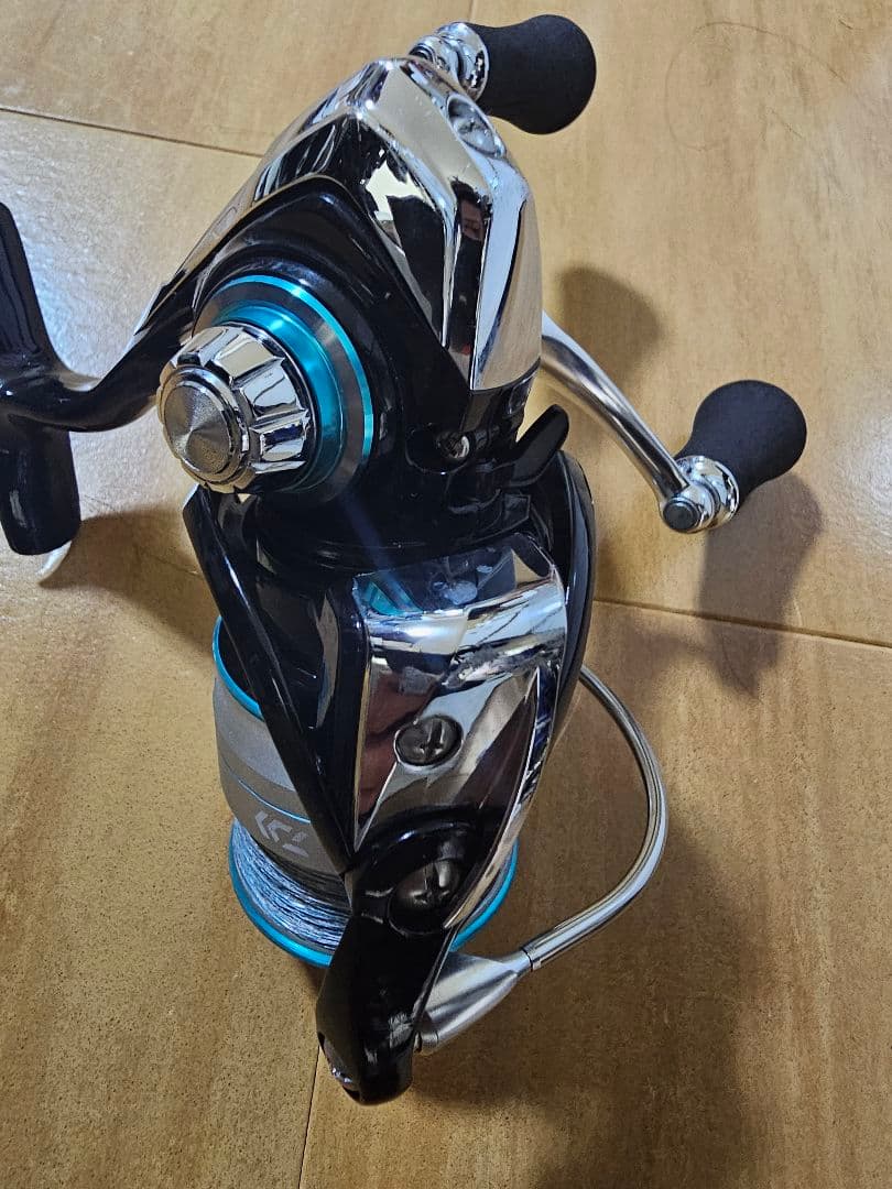 リール Emeraldas 2500S-H-DH