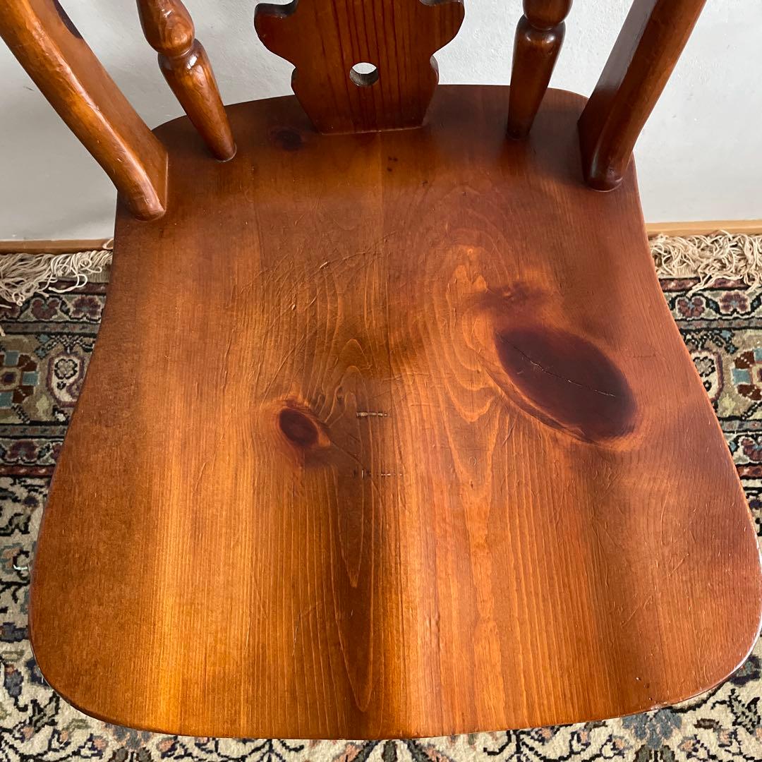 ③ コスガ家具　ウィンザーチェア　パイン材　ダイニングチェア