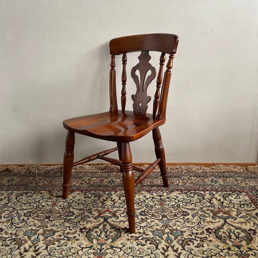 ③ コスガ家具　ウィンザーチェア　パイン材　ダイニングチェア