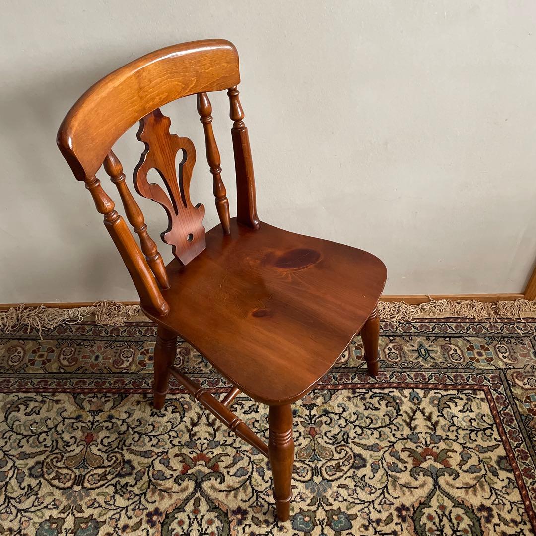 ③ コスガ家具　ウィンザーチェア　パイン材　ダイニングチェア