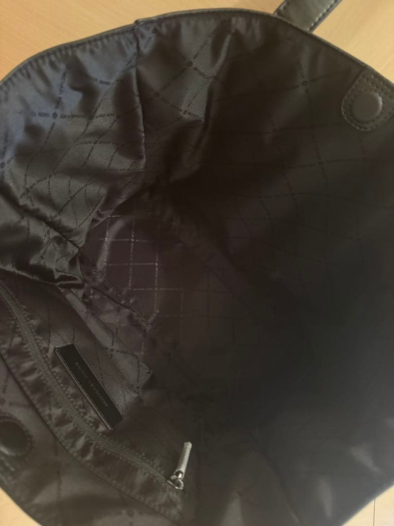 MICHAEL KORS ブラックトートバッグ