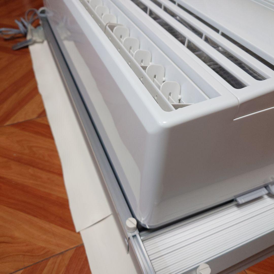 CORONA窓用エアコン ホワイト スリムデザイン