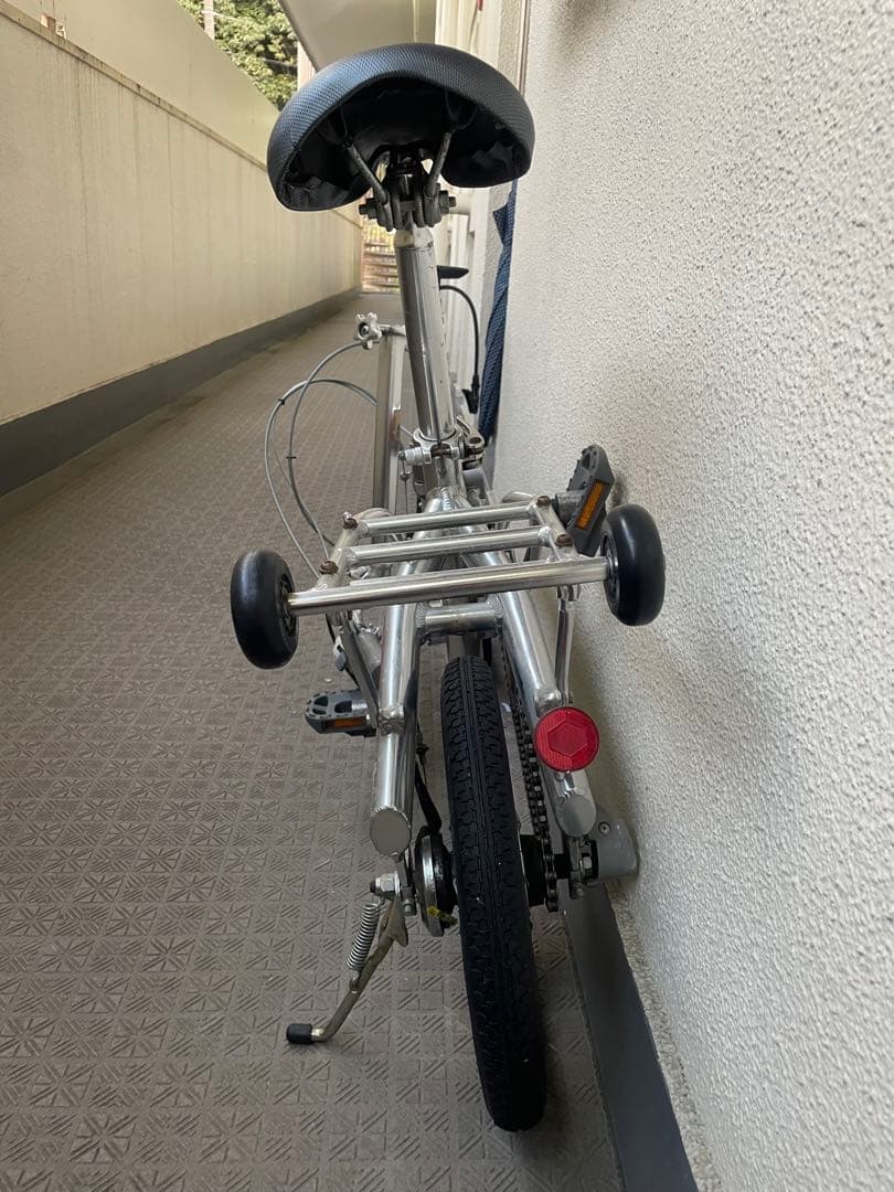 折りたたみ自転車 シルバー コンパクト　Coleman