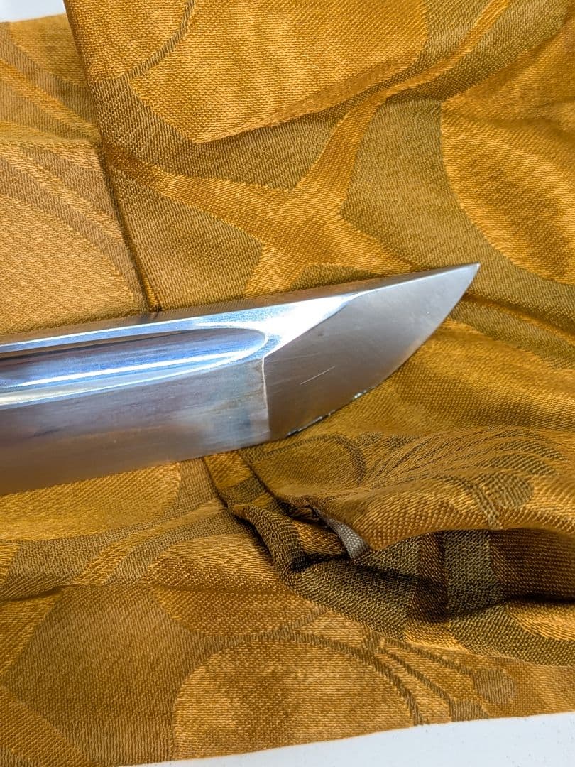 P865【模造刀】美術刀 短刀 脇差 刀掛け 刀袋付 豪華拵え 居合 コスプレ