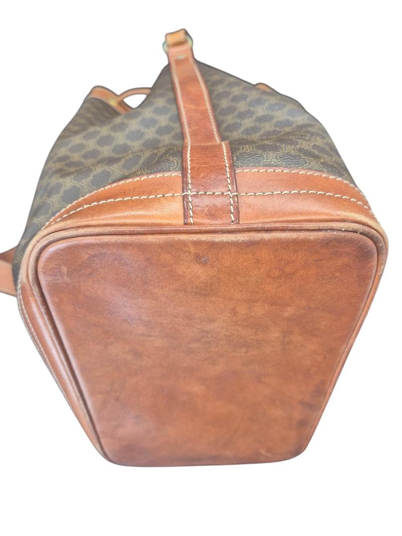 CELINE　セリーヌショルダーバック　巾着型　マカダム柄