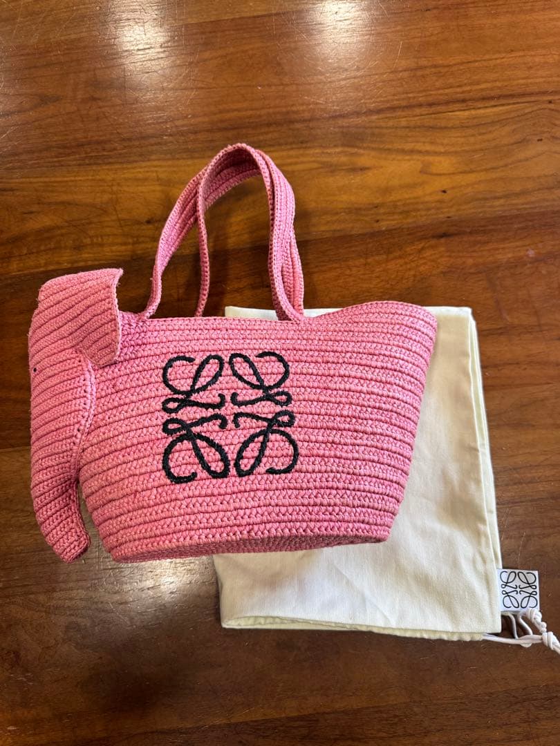ロエベ　エレファント　ピンク　カゴバッグ