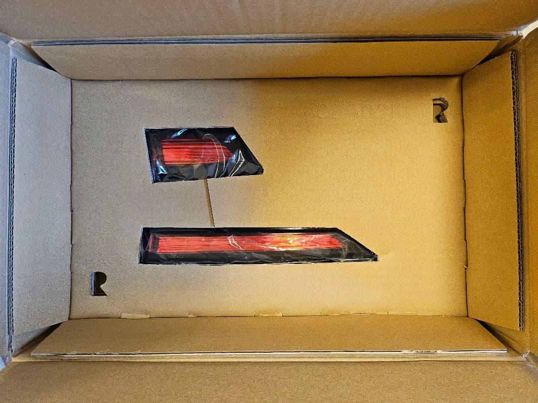 スバル レヴォーグ/レイバック VN5 純正 リアフィニッシャー左右 かずや様