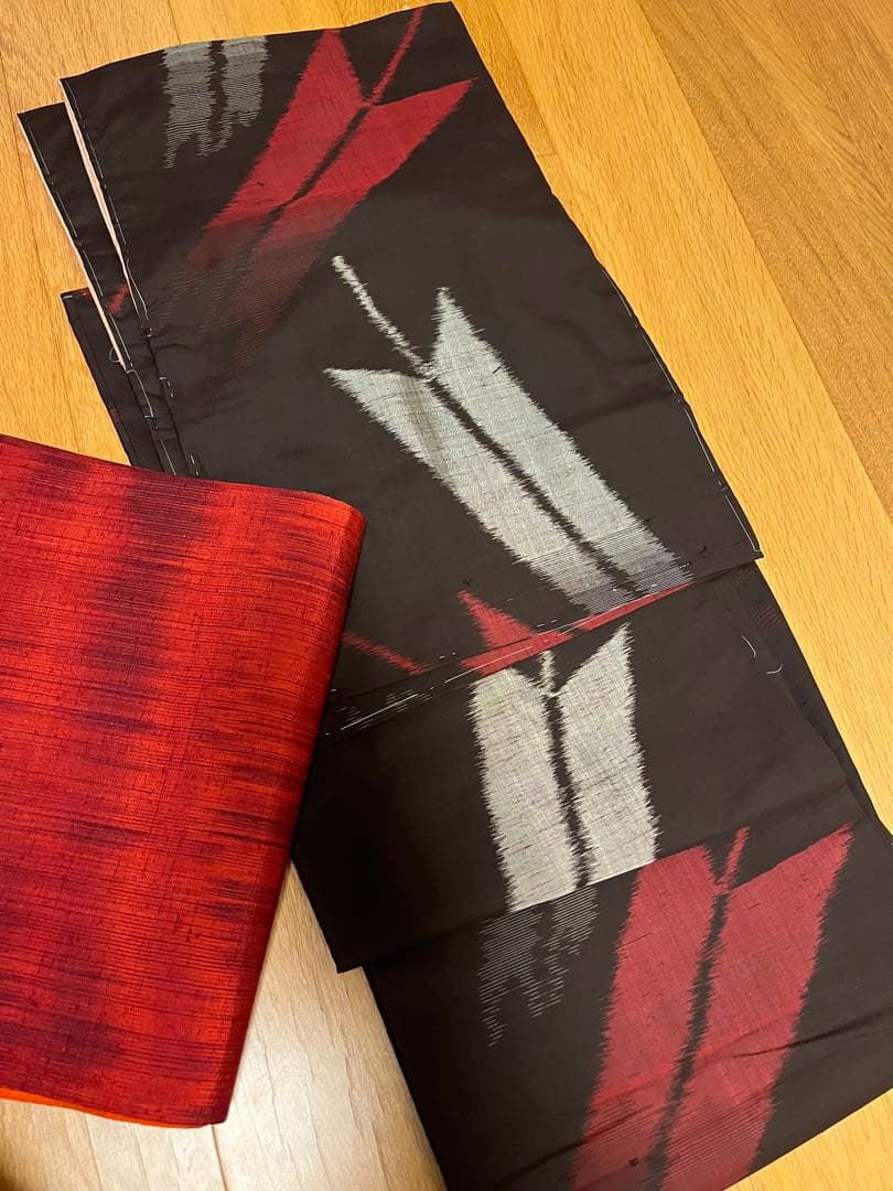 彩*様 美品　アンティーク　銘仙　矢羽柄