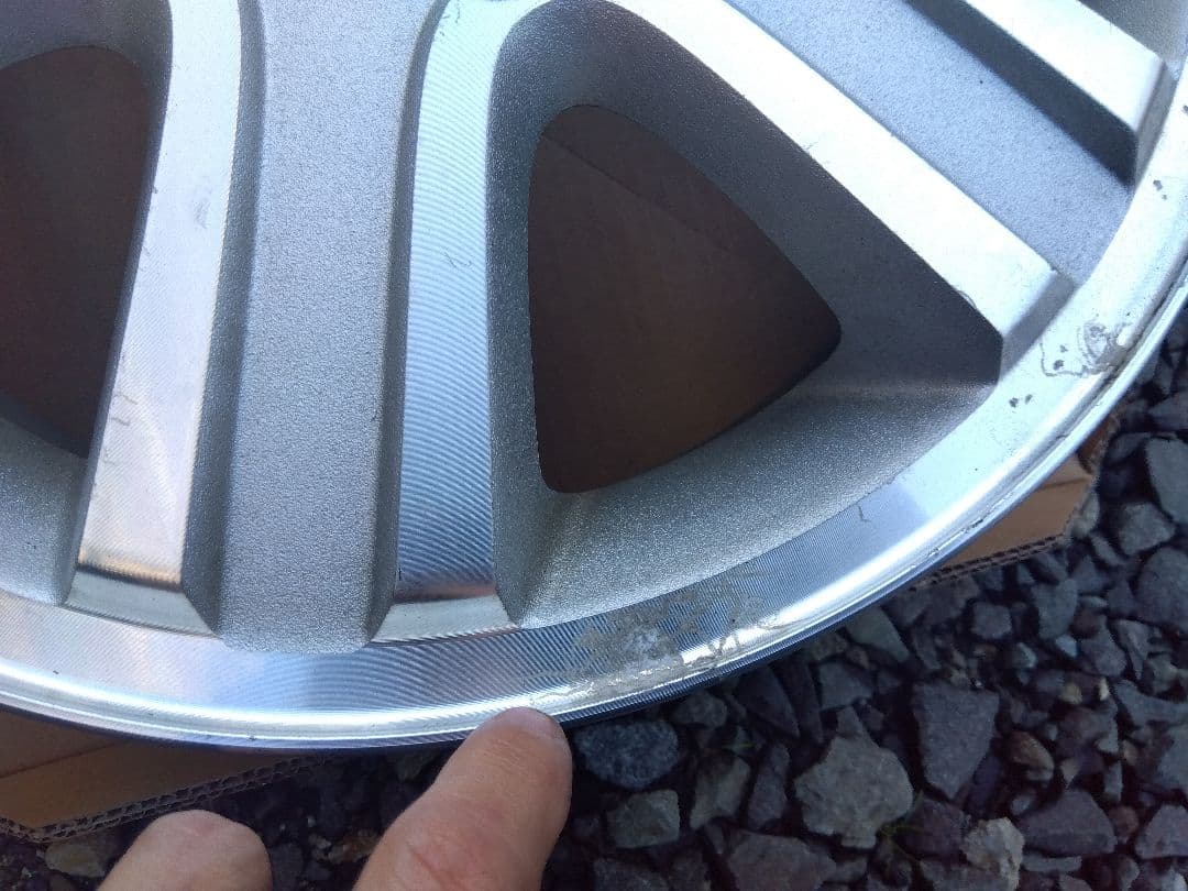 圭*様 スズキ純正　エブリィワゴンDA64W 14インチアルミWHEEL 4本セ