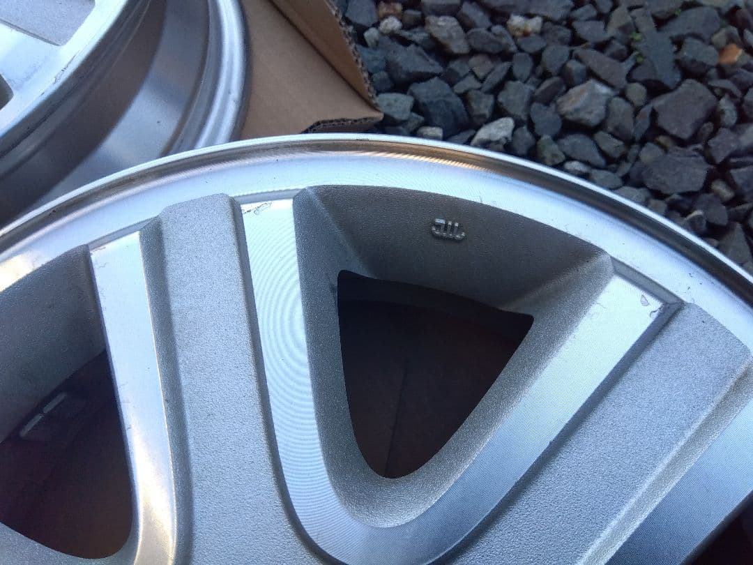 圭*様 スズキ純正　エブリィワゴンDA64W 14インチアルミWHEEL 4本セ