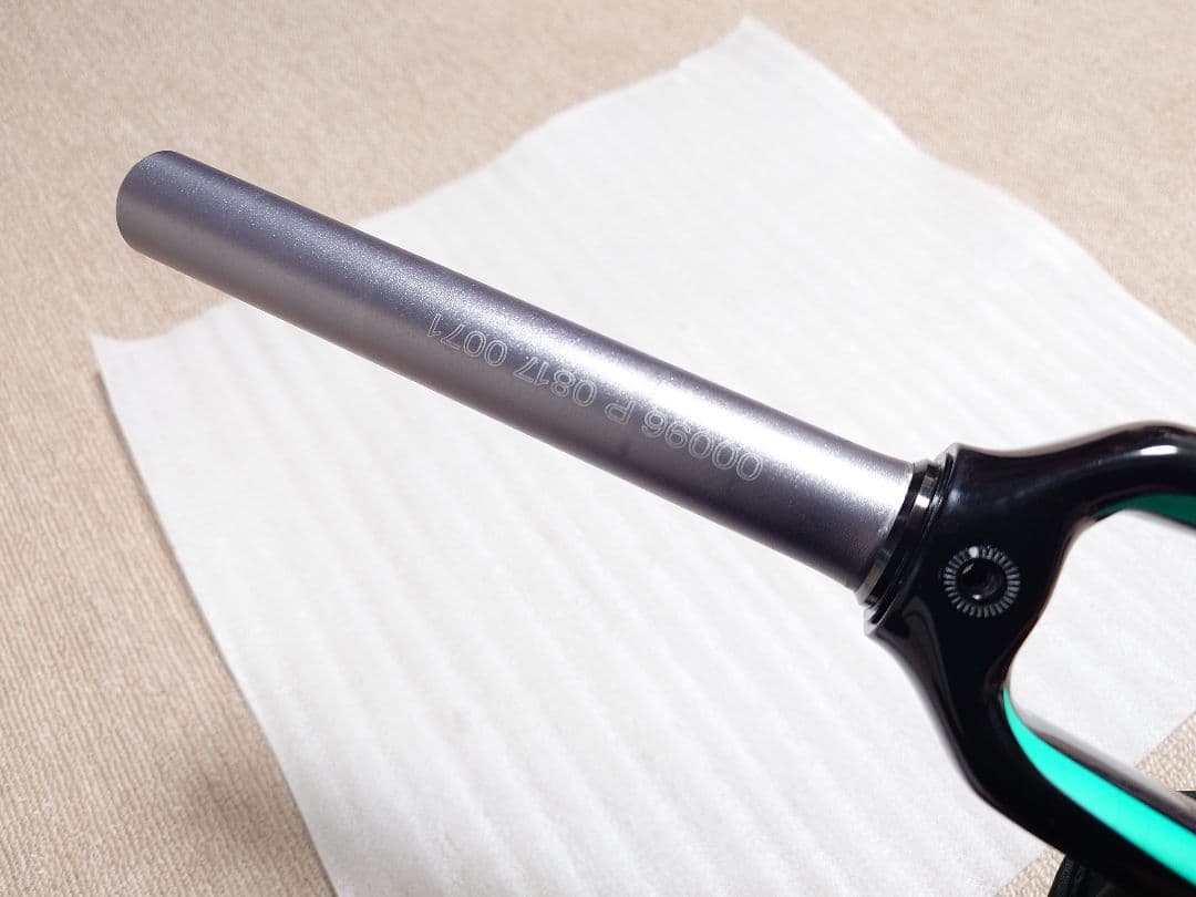 SPECIALIZED『DOLCE』カーボンフロントフォーク/700C