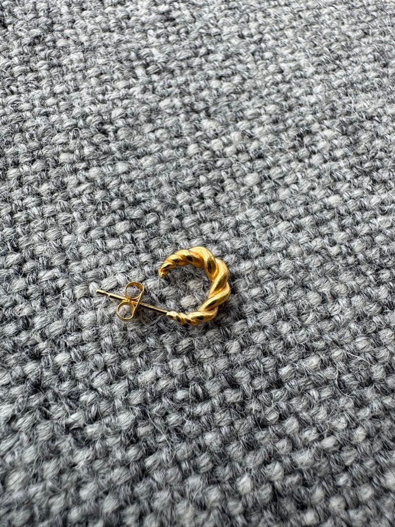 【めがね】source objects/ピアス/クロワッサン