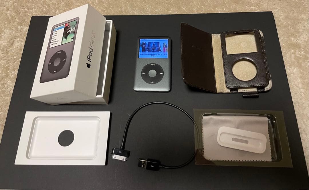 ポータブルプレーヤー Apple iPod Classic MB565J/A 120GB