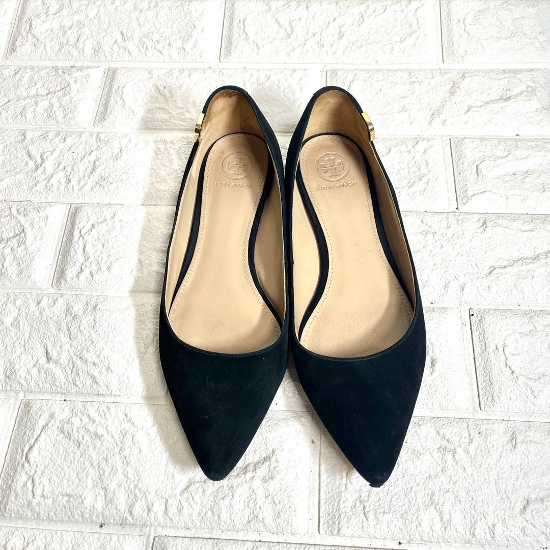 【美品】TORY BURCH メタルロゴ　ポインテッドトゥ フラットシューズ
