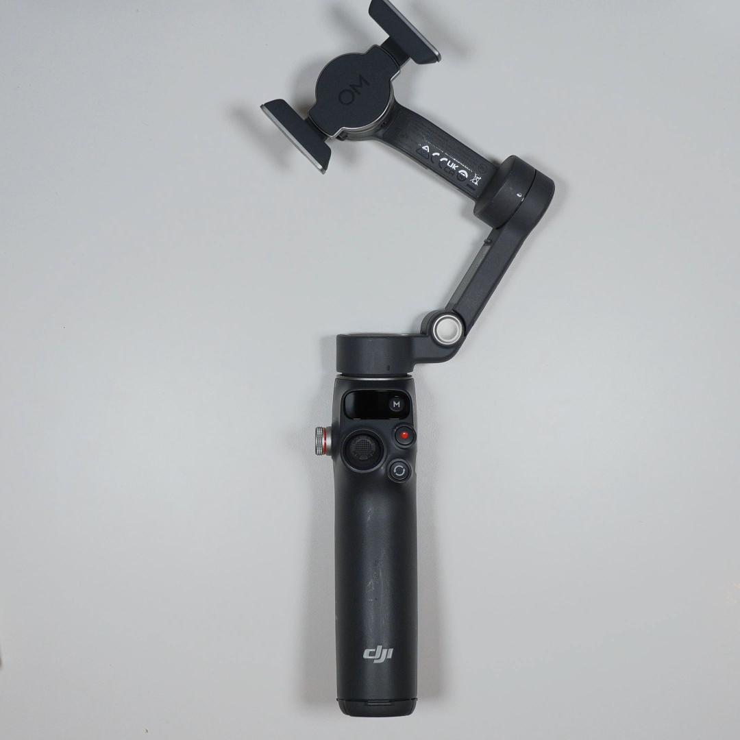 DJI Osmo Mobile 8 スマホジンバル