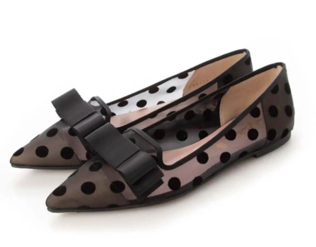 Pretty Ballerinas ブラックドット フラットシューズ