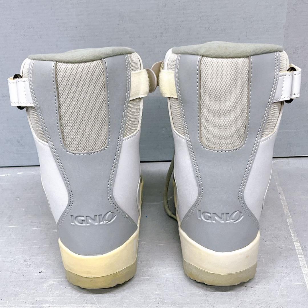 【3点セット】ジュニアスノーボード WORLD INDUSTRIES 126cm