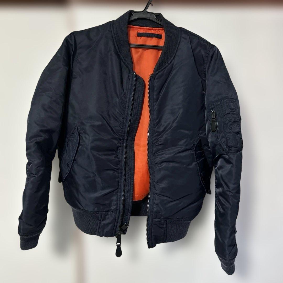 AVIREX ma-1 リバーシブル使用可能