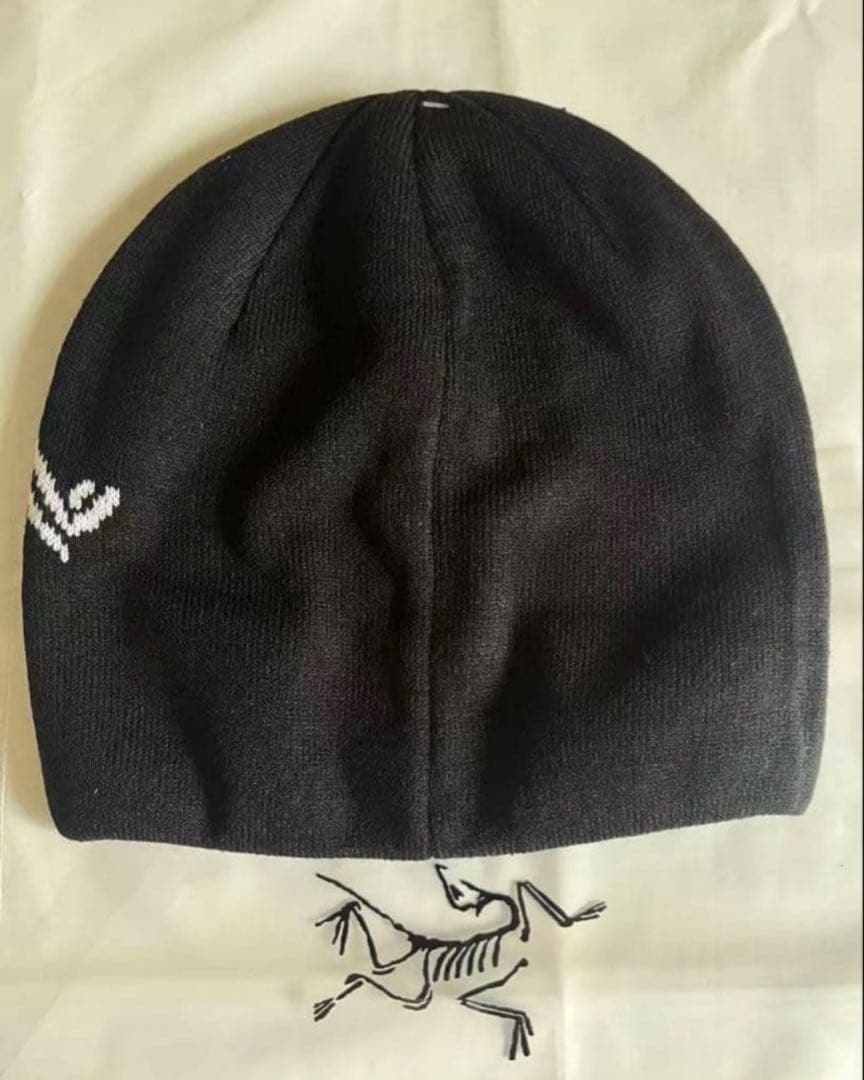 ARC'TERYX ブラックニット帽 スケルトンロゴ NNN